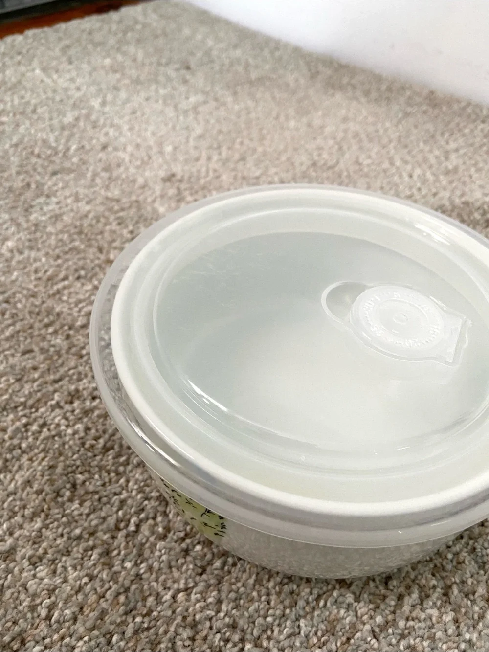 Disney Winnie the Pooh Ceramic Storage Bowl Container W/ Pressure Lid